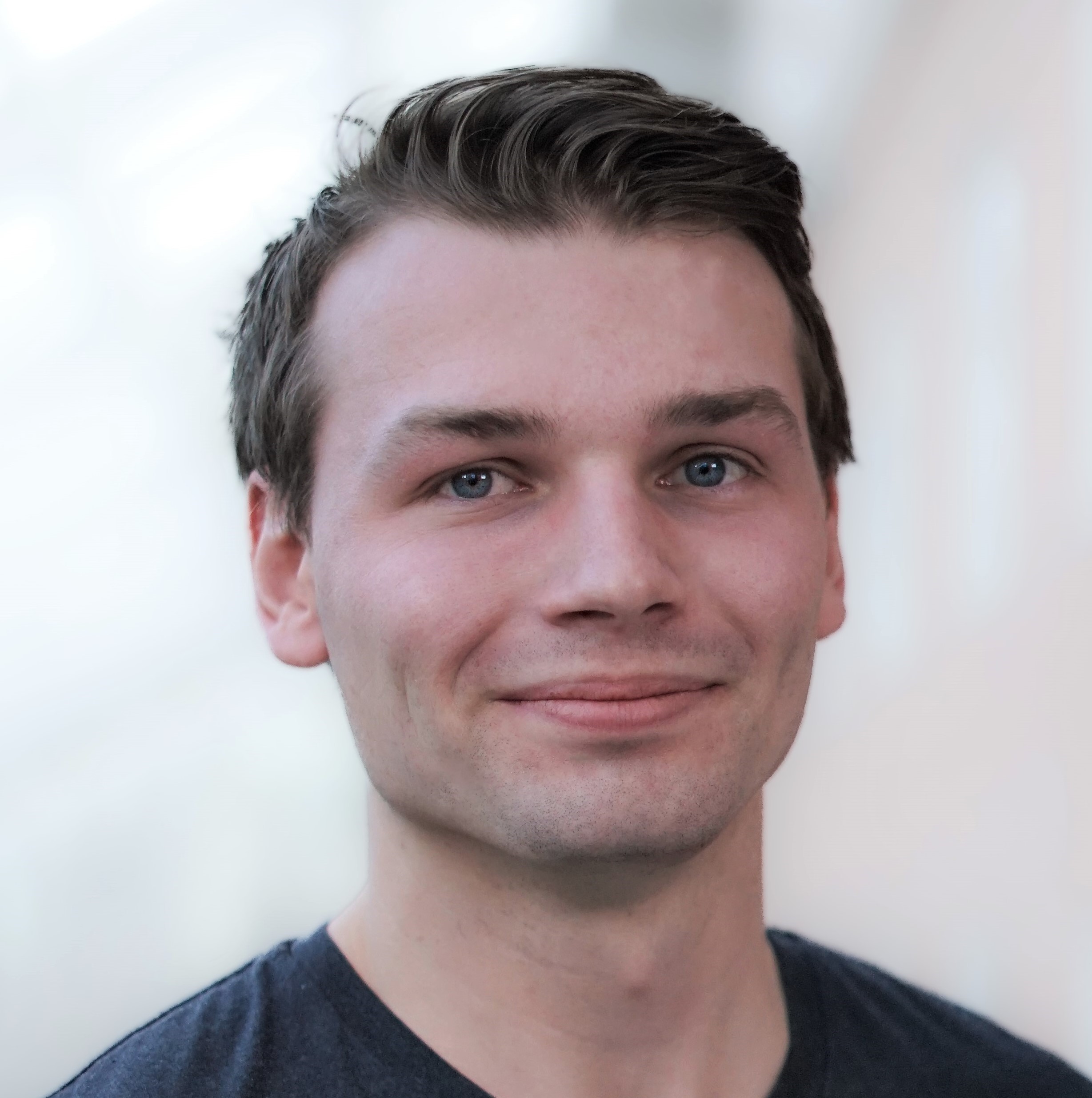 Jonas Glenne - Electronics & Embedded Systems